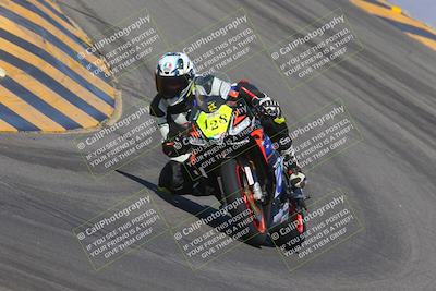 media/Oct-08-2023-CVMA (Sun) [[dbfe88ae3c]]/Race 3 Amateur Supersport Middleweight/